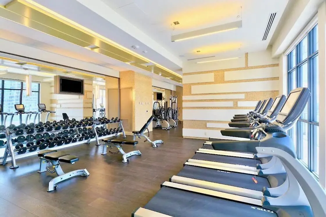 Luxury 1Br Condo - King Bed With City Views Toronto Canada